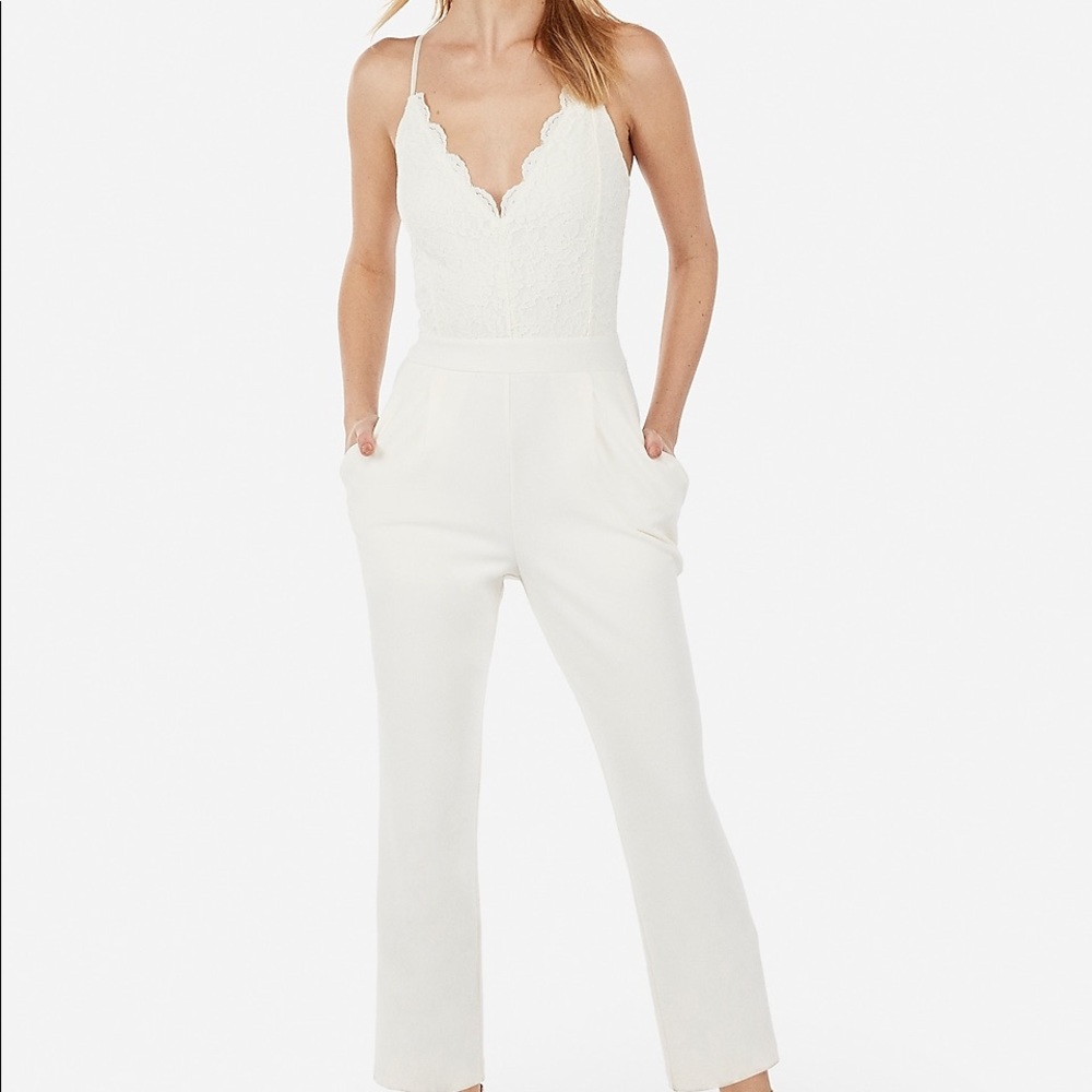 EXPRESS LACE CAMI BODICE JUMPSUIT ❤️🎀